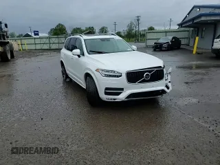 2019 Volvo XC90 Momentum z VIN YV4A22PK6K1509330, wystawiony jako Copart lot #58134415 z przebiegiem 53 330 mil mil oraz Szkoda całkowita • Salvage title. Historia ofert i sprzedaży dostępna na DreamBid. Obrazek 15.