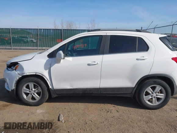 2018 Chevrolet Trax LT with VIN 3GNCJLSB0JL327617, listed as a IAAI auction lot 41801919 with 87,777 mi miles and . Bid and sale history available at carsss.com. Image 14.