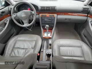 2001 Audi A4 с VIN WAUDH68D01A143477, выставлен на аукционе Copart как лот 72391954 с пробегом 265 263 миль миль и Списание • Salvage title. История ставок и продаж доступна на DreamBid. Изображение 8.