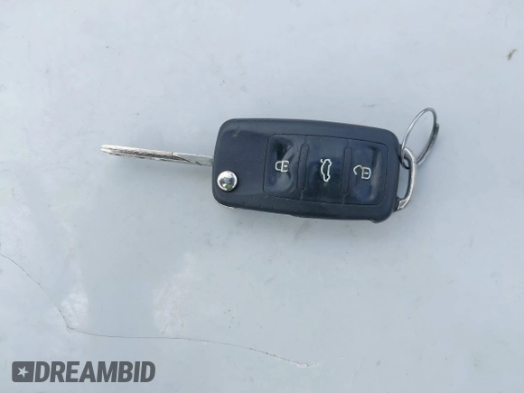 2013 Volkswagen Tiguan SEL with VIN WVGBV3AX1DW571843, listed as a IAAI auction lot 42540191 with 140,639 mi miles and . Bid and sale history available at DreamBid. Image 11.