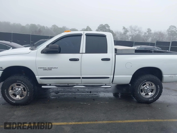 2005 Dodge 2500 SLT with VIN 3D7KS28C35G739319, listed as a IAAI auction lot 41472636 with 429,750 mi miles and . Bid and sale history available at DreamBid. Image 14.
