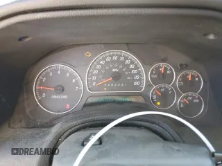 2006 GMC Envoy SLE z VIN 1GKDT13S262210046, wystawiony jako Copart lot #49335595 z przebiegiem 292 940 mil mil oraz Szkoda całkowita • Salvage title. Historia ofert i sprzedaży dostępna na DreamBid. Obrazek 9.