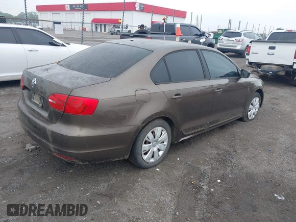 2012 Volkswagen Jetta S with VIN 3VW2K7AJ7CM391388, listed as a IAAI auction lot 42256440 with 178,344 mi miles and . Bid and sale history available at DreamBid. Image 4.