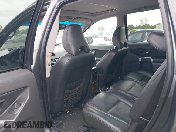 2007 Volvo XC90 I6 with VIN YV4CM982571389344, listed as a IAAI auction lot 41995749 with Not Provided miles and . Bid and sale history available at DreamBid. Image 8.