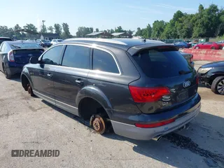 2010 Audi Q7 Premium Plus with VIN WA1LYAFE9AD007399, listed as a IAAI auction lot 42861126 with 147,855 mi miles and . Bid and sale history available at DreamBid. Image 3.
