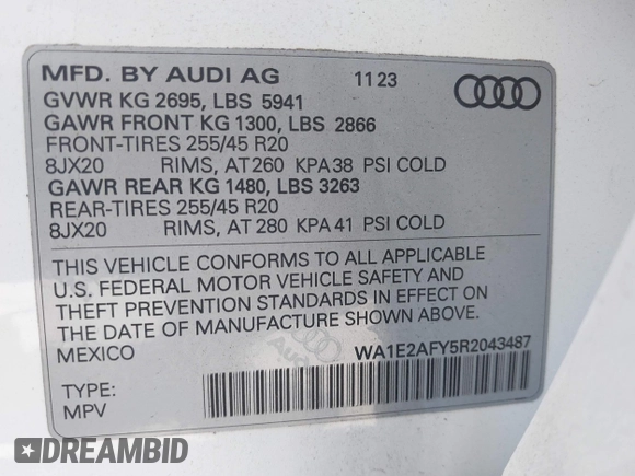 2024 Audi Q5 S line Premium Plus z VIN WA1E2AFY5R2043487, wystawiony jako IAAI lot #41938172 z przebiegiem 19 658 mil mil oraz . Historia ofert i sprzedaży dostępna na DreamBid. Obrazek 9.