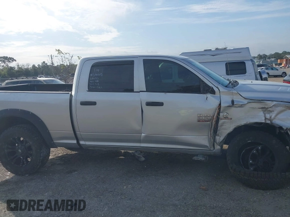 2018 Ram 2500 Tradesman with VIN 3C6UR5CL7JG404668, listed as a IAAI auction lot 41611352 with 138,706 mi miles and . Bid and sale history available at DreamBid. Image 13.