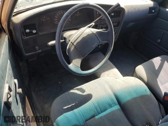 1989 Toyota Pickup с VIN JT4VN93D2K0004645, выставлен на аукционе Copart как лот 52051435 с пробегом 274 495 миль миль и Чистый • Clean title. История ставок и продаж доступна на DreamBid. Изображение 8.
