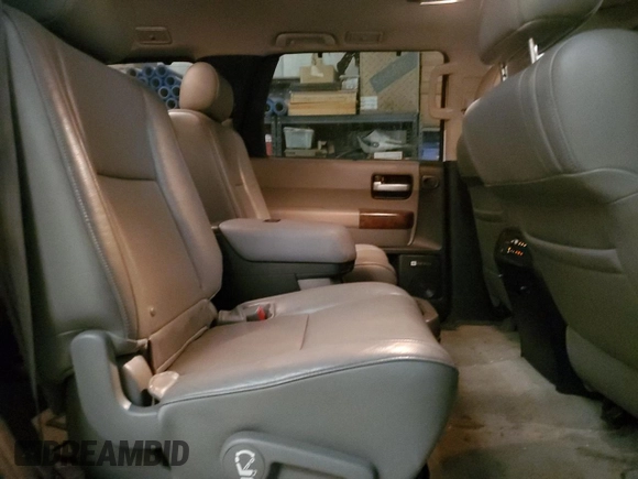 2010 Toyota Sequoia Platinum with VIN 5TDYY5G12AS029540, listed as a Copart auction lot 82955724 with 189,845 mi miles and Clean Title. Bid and sale history available at carsss.com. Image 11.