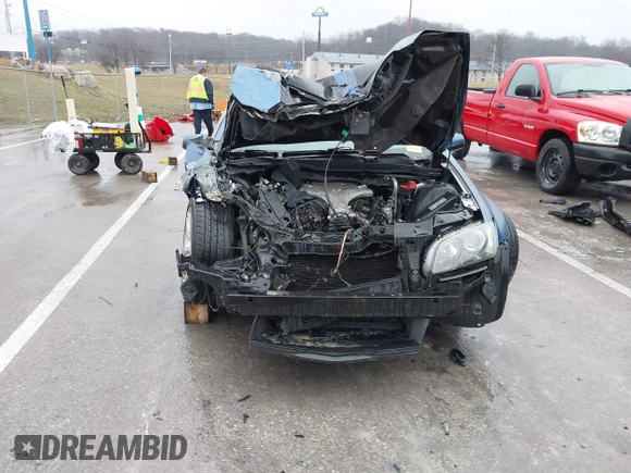 2009 Pontiac G8 z VIN 6G2ER57779L164764, wystawiony jako IAAI lot #41178467 z przebiegiem 205 282 mil mil oraz . Historia ofert i sprzedaży dostępna na DreamBid. Obrazek 13.