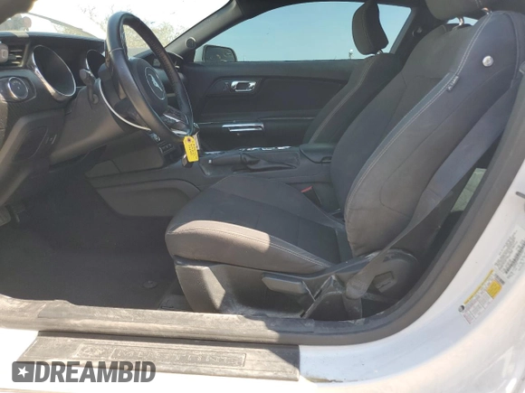2016 Ford Mustang V6 z VIN 1FA6P8AM8G5251311, wystawiony jako Copart lot #58077665 z przebiegiem 47 585 mil mil oraz Nie do naprawy • Non repairable. Historia ofert i sprzedaży dostępna na DreamBid. Obrazek 7.