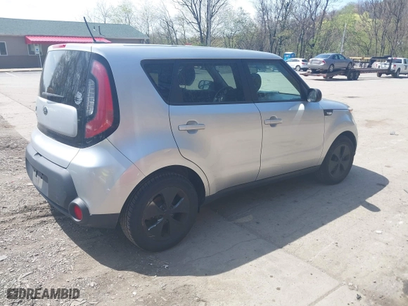 2014 Kia Soul with VIN KNDJN2A20E7738784, listed as a IAAI auction lot 42102980 with 139,242 mi miles. Bid and sale history available at carsss.com. Image 4.