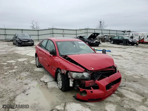2004 Volvo S40 with VIN YV1MS382642021099, listed as a Copart auction lot 43090755 with 173,581 mi miles and Salvage Title. Bid and sale history available at carsss.com. Image 10.