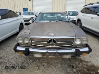 1987 Mercedes-Benz 560 with VIN WDBBA48D1HA062323, listed as a Copart auction lot 70785994 with 138,909 mi miles and Clean Title. Bid and sale history available at carsss.com. Image 5.