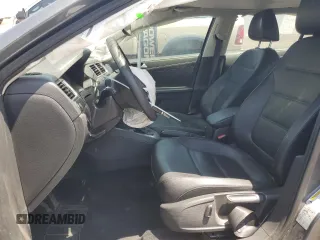 2014 Volkswagen Jetta SE with VIN 3VWD17AJ2EM360824, listed as a Copart auction lot 61420075 with 142,101 mi miles and Salvage title. Bid and sale history available at DreamBid. Image 7.