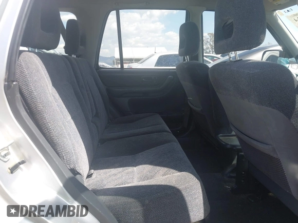 2001 Honda CR-V LX with VIN JHLRD18431C015913, listed as a IAAI auction lot 41953334 with 185,626 mi miles. Bid and sale history available at carsss.com. Image 8.