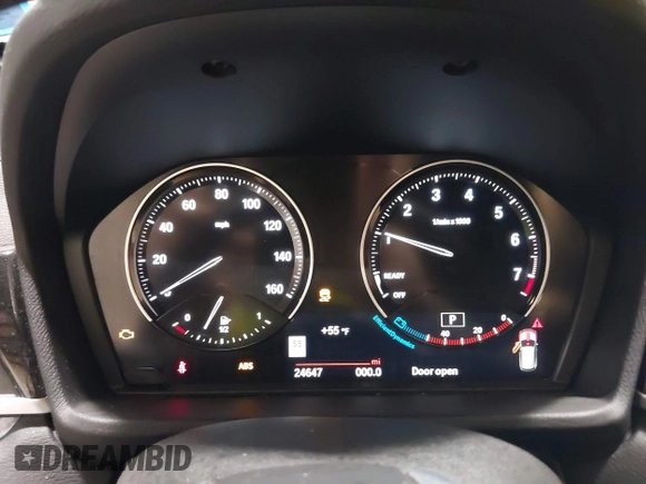 2021 BMW X1 xDrive28i with VIN WBXJG9C04M5T82884, listed as a IAAI auction lot 42242890 with 24,647 mi miles and . Bid and sale history available at DreamBid. Image 7.