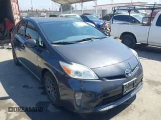 2015 Toyota Prius Four with VIN JTDKN3DU2F0424782, listed as a IAAI auction lot 42719078 with 176,481 mi miles and . Bid and sale history available at DreamBid. Image 1.