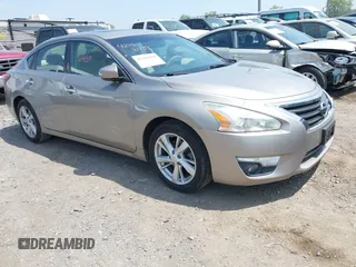 2015 Nissan Altima S with VIN 1N4AL3AP7FC148152, listed as a IAAI auction lot 42166439 with 212,521 mi miles and . Bid and sale history available at DreamBid. Image 1.