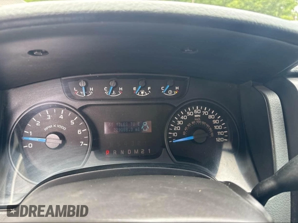 2013 Ford F-150 XL z VIN 1FTFX1EF8DFD87828, wystawiony jako IAAI lot #42662130 z przebiegiem 229 088 mil mil oraz . Historia ofert i sprzedaży dostępna na DreamBid. Obrazek 7.