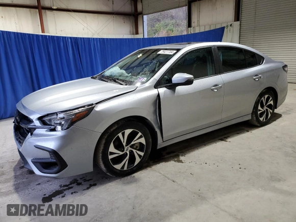 2024 Subaru Legacy Premium z VIN 4S3BWAF68R3011316, wystawiony jako Copart lot #79427704 z przebiegiem 21 924 mil mil oraz Szkoda całkowita • Salvage title. Historia ofert i sprzedaży dostępna na DreamBid. Obrazek 1.
