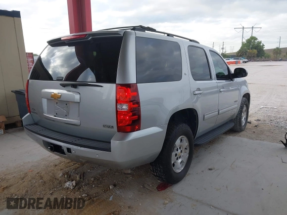 2012 Chevrolet Tahoe LT z VIN 1GNSCBE03CR144606, wystawiony jako IAAI lot #42005433 z przebiegiem 193 386 mil mil oraz . Historia ofert i sprzedaży dostępna na DreamBid. Obrazek 4.