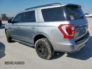 2020 Ford Expedition XLT с VIN 1FMJU1HT5LEA18302, выставлен на аукционе Copart как лот 53125585 с пробегом 89 981 миль миль и Списание • Salvage title. История ставок и продаж доступна на DreamBid. Изображение 2.