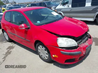 2008 Volkswagen Rabbit S z VIN WVWBA71K58W170510, wystawiony jako IAAI lot #42495771 z przebiegiem 91 929 mil mil oraz . Historia ofert i sprzedaży dostępna na DreamBid. Obrazek 1.