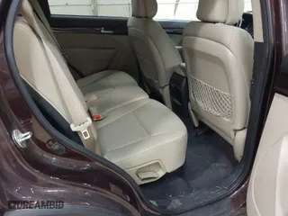 2015 Kia Sorento LX with VIN 5XYKTDA73FG653329, listed as a IAAI auction lot 41931897 with 96,088 mi miles. Bid and sale history available at carsss.com. Image 8.