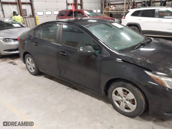 2017 Chevrolet Cruze LS with VIN 1G1BC5SM2H7246931, listed as a IAAI auction lot 41096661 with NaN miles. Bid and sale history available at carsss.com. Image 13.