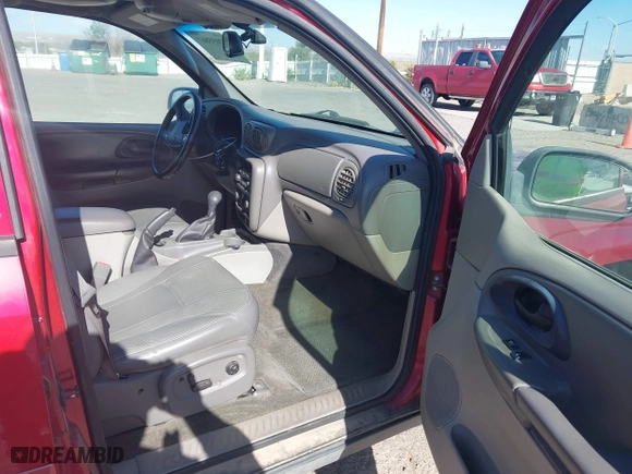 2003 Chevrolet TrailBlazer EXT LT with VIN 1GNET16SX36109215, listed as a IAAI auction lot 42055867 with 189,635 mi miles. Bid and sale history available at carsss.com. Image 5.