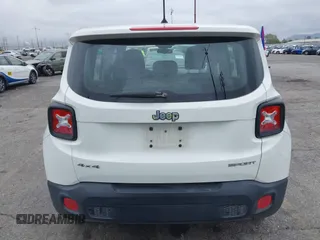 2017 Jeep Renegade Sport with VIN ZACCJBAB8HPF82862, listed as a IAAI auction lot 42057871 with 109,447 mi miles and . Bid and sale history available at carsss.com. Image 17.