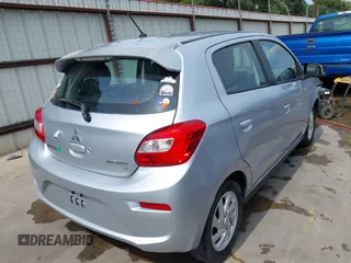 2017 Mitsubishi Mirage SE z VIN ML32A4HJ4HH002795, wystawiony jako IAAI lot #42063244 z przebiegiem 111 378 mil mil oraz . Historia ofert i sprzedaży dostępna na DreamBid. Obrazek 4.