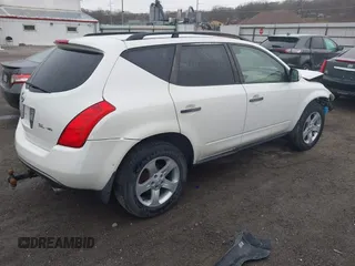 2005 Nissan Murano SL z VIN JN8AZ08W75W439711, wystawiony jako IAAI lot #41876752 z przebiegiem 179 361 mil mil oraz . Historia ofert i sprzedaży dostępna na DreamBid. Obrazek 4.