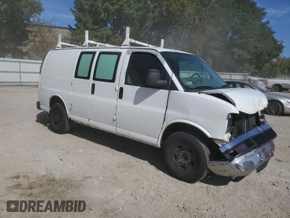2008 Chevrolet Express Cargo Van with VIN 1GCGG25C181111770, listed as a Copart auction lot 72140084 with 0 mi miles and Clean Title. Bid and sale history available at carsss.com. Image 4.