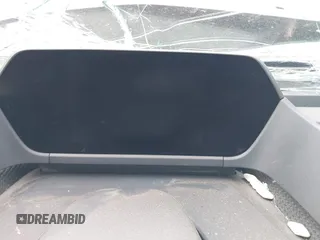 2023 Toyota bZ4X XLE z VIN JTMABACA2PA035359, wystawiony jako IAAI lot #42250768 z przebiegiem 8 197 mil mil oraz . Historia ofert i sprzedaży dostępna na DreamBid. Obrazek 19.