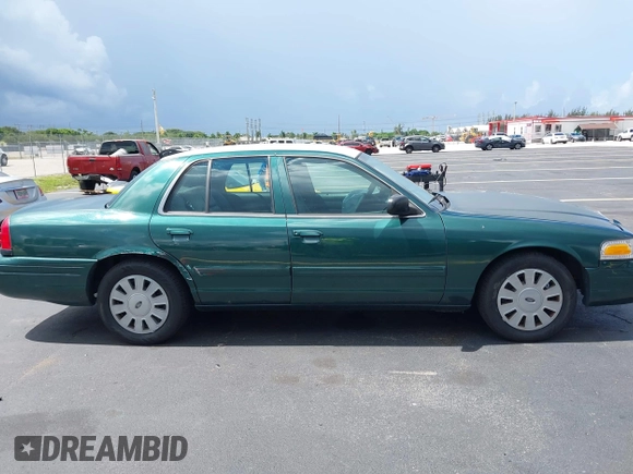 2010 Ford Police Interceptor с VIN 2FABP7BV1AX118489, выставлен на аукционе IAAI как лот 42597521 с пробегом Не указан миль и . История ставок и продаж доступна на DreamBid. Изображение 13.