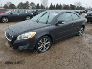 2011 Volvo C70 с VIN YV1672MC7BJ108970, выставлен на аукционе Copart как лот 53673275 с пробегом 112 226 миль миль и Списание • Salvage title. История ставок и продаж доступна на DreamBid. Изображение 1.