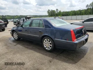2008 Cadillac DTS 1SC z VIN 1G6KD57Y88U174251, wystawiony jako Copart lot #53309195 z przebiegiem 71 103 mil mil oraz Szkody całkowita. Historia ofert i sprzedaży dostępna na DreamBid. Obrazek 2.