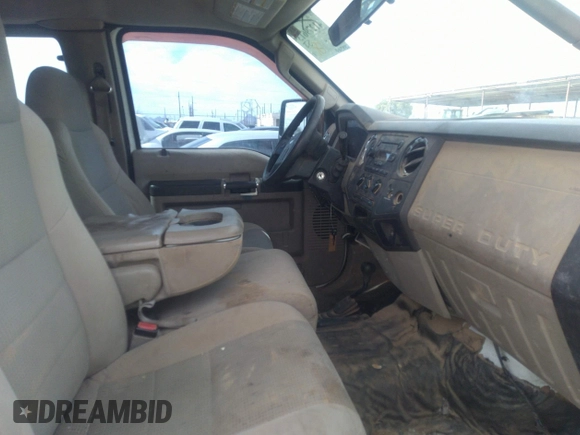 2008 Ford Super Duty F-250 SRW XL with VIN 1FTSX21538EE24913, listed as a IAAI auction lot 41279613 with 288,360 mi miles. Bid and sale history available at carsss.com. Image 5.
