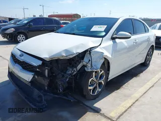 2020 Kia Forte LXS z VIN 3KPF24AD8LE151323, wystawiony jako IAAI lot #41769008 z przebiegiem 137 464 mil mil oraz . Historia ofert i sprzedaży dostępna na DreamBid. Obrazek 18.