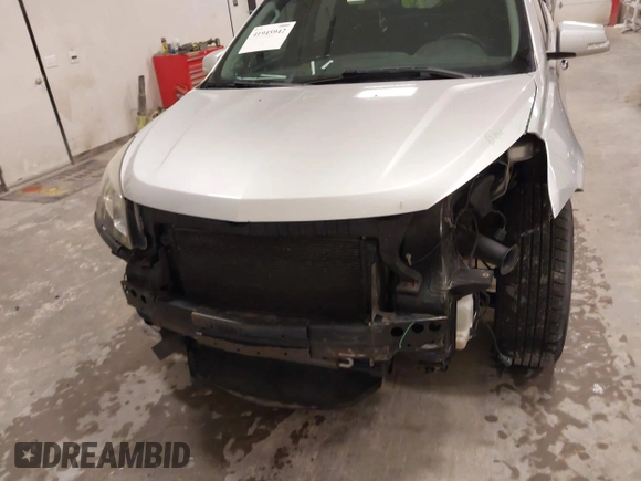 2014 Chevrolet Traverse LT with VIN 1GNKRGKD9EJ149541, listed as a IAAI auction lot 41945942 with 186,531 mi miles. Bid and sale history available at carsss.com. Image 6.
