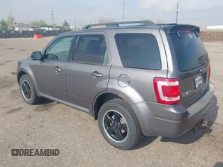 2011 Ford Escape XLT с VIN 1FMCU9D78BKC39019, выставлен на аукционе IAAI как лот 41903813 с пробегом 226 401 миль миль и . История ставок и продаж доступна на DreamBid. Изображение 3.