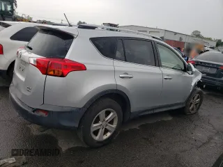 2013 Toyota RAV4 XLE with VIN JTMRFREVXD5016312, listed as a Copart auction lot 60490035 with 185,092 mi miles and Clean title. Bid and sale history available at DreamBid. Image 3.