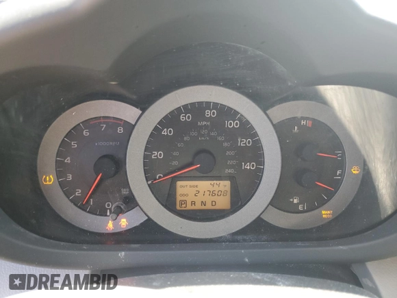 2007 Toyota RAV4 with VIN JTMBK33V475026660, listed as a Copart auction lot 52431145 with 217,608 mi miles and Salvage Title. Bid and sale history available at carsss.com. Image 9.