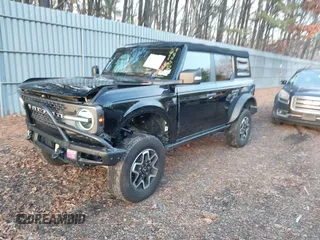 2022 Ford Bronco with VIN 1FMEE5DP0NLA87721, listed as a IAAI auction lot 40968618 with 45,693 mi miles. Bid and sale history available at carsss.com. Image 17.