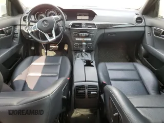 2013 Mercedes-Benz C 300 Sport с VIN WDDGF8AB8DG107330, выставлен на аукционе Copart как лот 58157995 с пробегом 102 332 миль миль и Списание • Salvage title. История ставок и продаж доступна на DreamBid. Изображение 8.