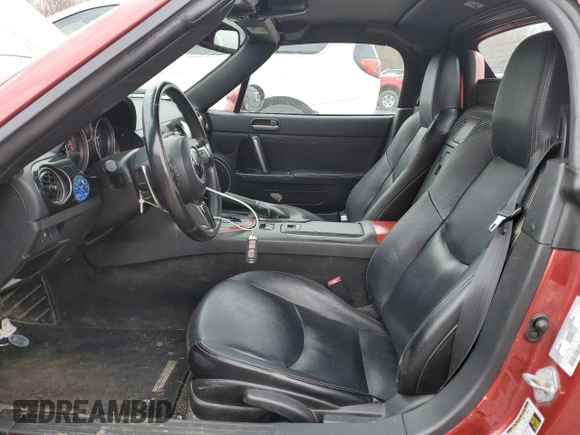 2015 Mazda MX-5 Miata Grand Touring z VIN JM1NC2PF7F0240318, wystawiony jako Copart lot #48690675 z przebiegiem 72 356 mil mil oraz Tytuł czysty. Historia ofert i sprzedaży dostępna na DreamBid. Obrazek 7.