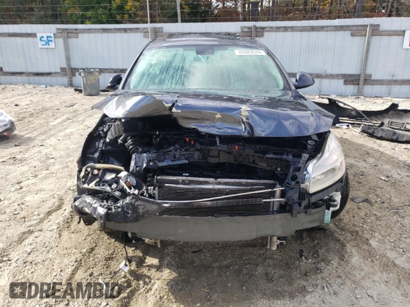2011 Buick Regal with VIN 2G4GU5GC4B9184556, listed as a Copart auction lot 76323574 with 220,800 mi miles and Salvage Title. Bid and sale history available at DreamBid. Image 5.