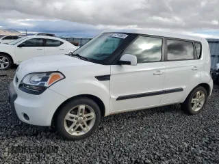 2011 Kia Soul + with VIN KNDJT2A2XB7316247, listed as a Copart auction lot 42155995 with 148,668 mi miles and Salvage Title. Bid and sale history available at DreamBid. Image 1.